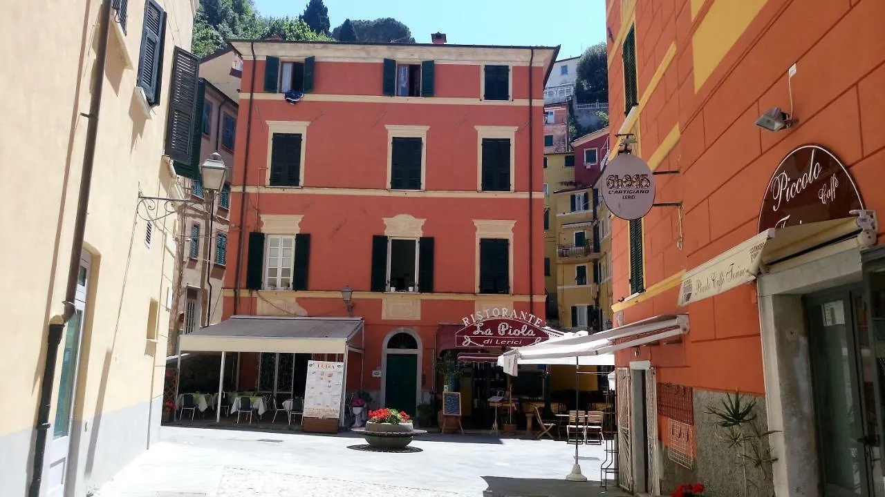 Affittacamere In Piazzetta da Vasco Lerici Italia