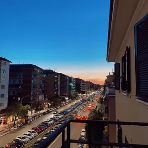 https://franklins-house.it-romehotels.com